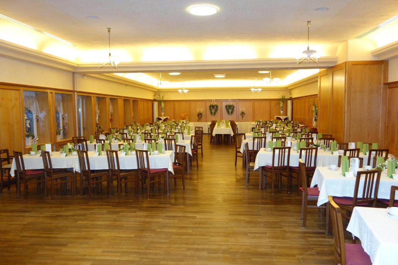 Brauereigaststatte Spitalgarten Ratisbona Esterno foto