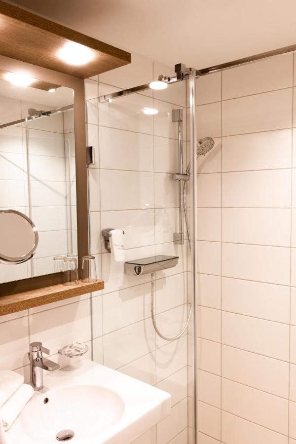Brauereigaststatte Spitalgarten Ratisbona Esterno foto