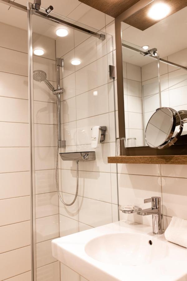 Brauereigaststatte Spitalgarten Ratisbona Esterno foto