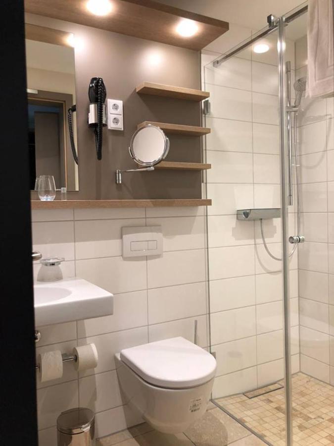 Brauereigaststatte Spitalgarten Ratisbona Esterno foto